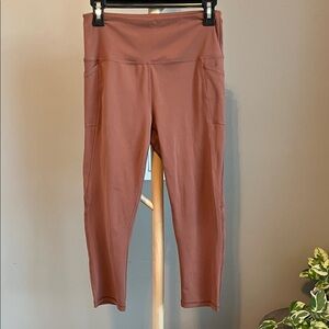 ⭐️⭐️PICK 5 / $20  Women's High-Waisted Leggings Medium